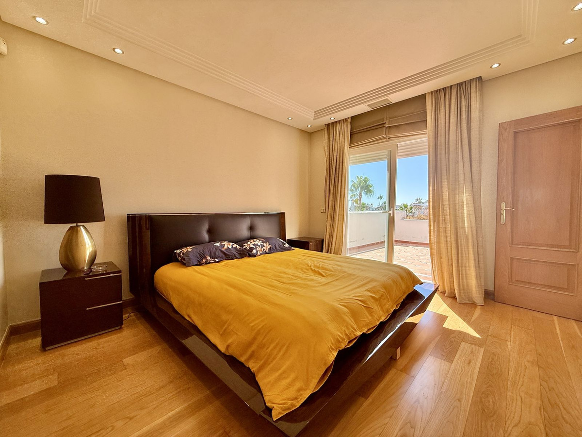 Se vende Pareada de 3 dormitorios en Costa Del Sol, Málaga, España