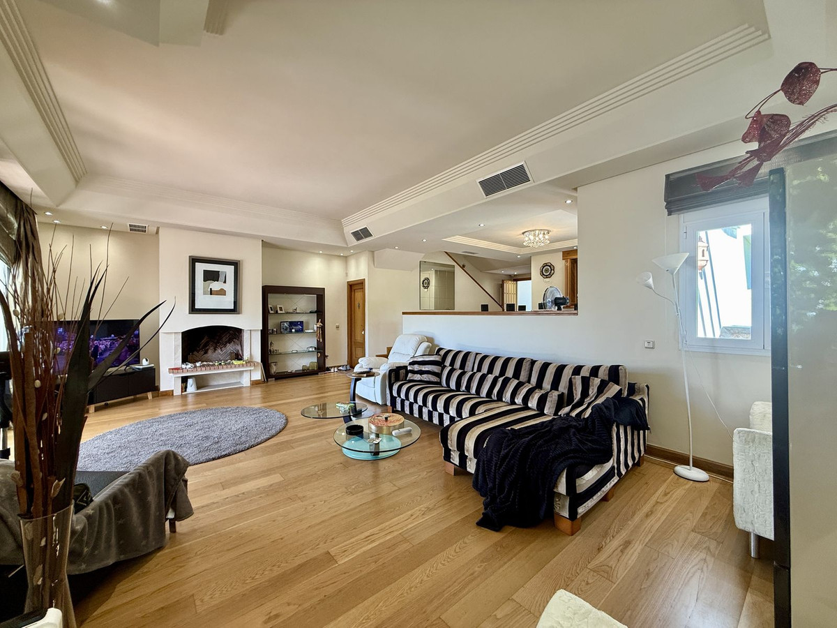 Se vende Pareada de 3 dormitorios en Costa Del Sol, Málaga, España