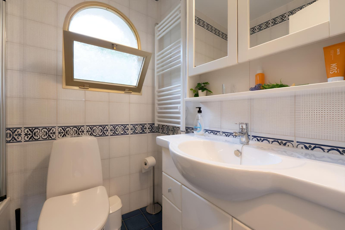 4 Bed Townhouse for sale in Torreblanca Costa Del Sol, Málaga, Spain