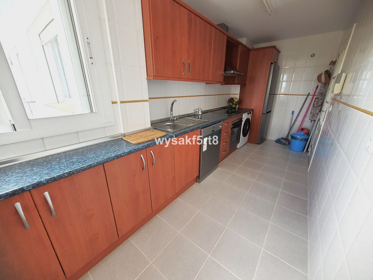 2 Bed Apartment for sale in La Duquesa Costa Del Sol, Málaga, Spain