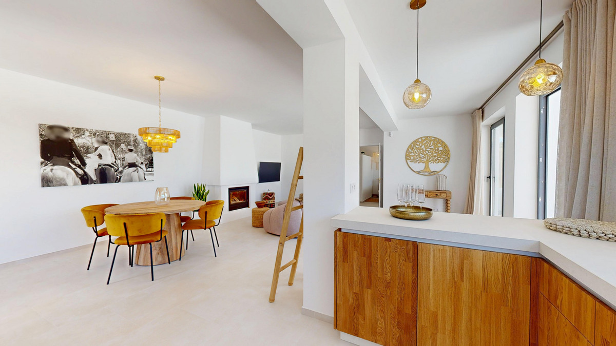 3 Bed Townhouse for sale in Estepona Costa Del Sol, Málaga, Spain