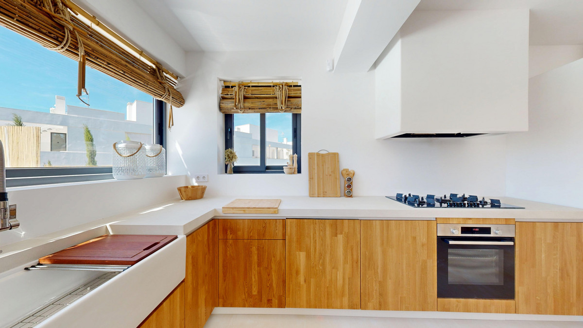 3 Bed Townhouse for sale in Estepona Costa Del Sol, Málaga, Spain