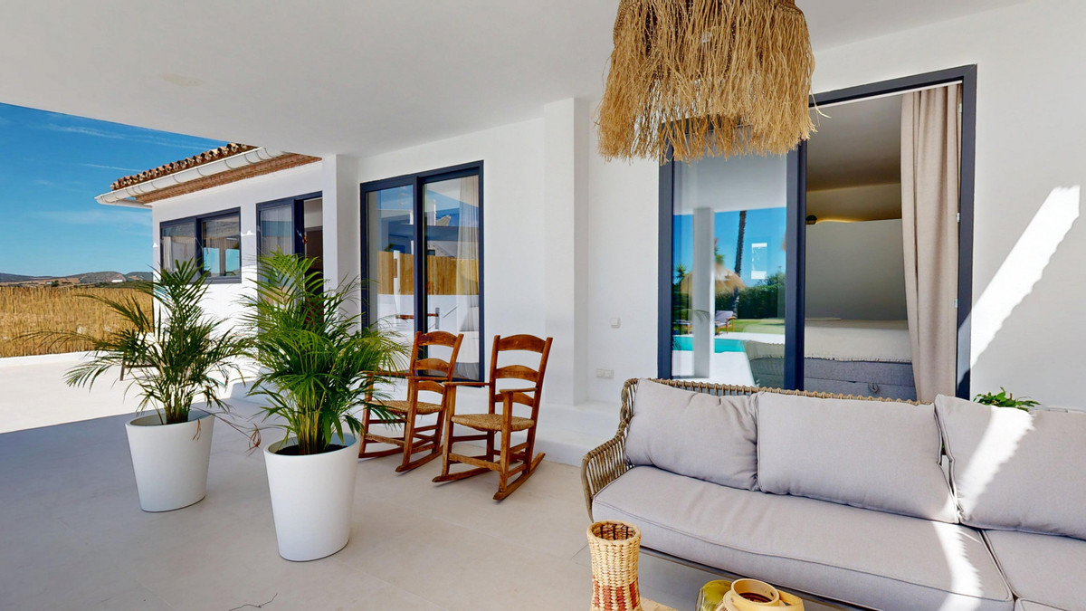 3 Bed Townhouse for sale in Estepona Costa Del Sol, Málaga, Spain