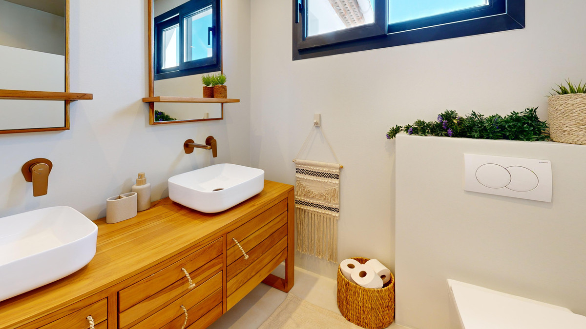 3 Bed Townhouse for sale in Estepona Costa Del Sol, Málaga, Spain