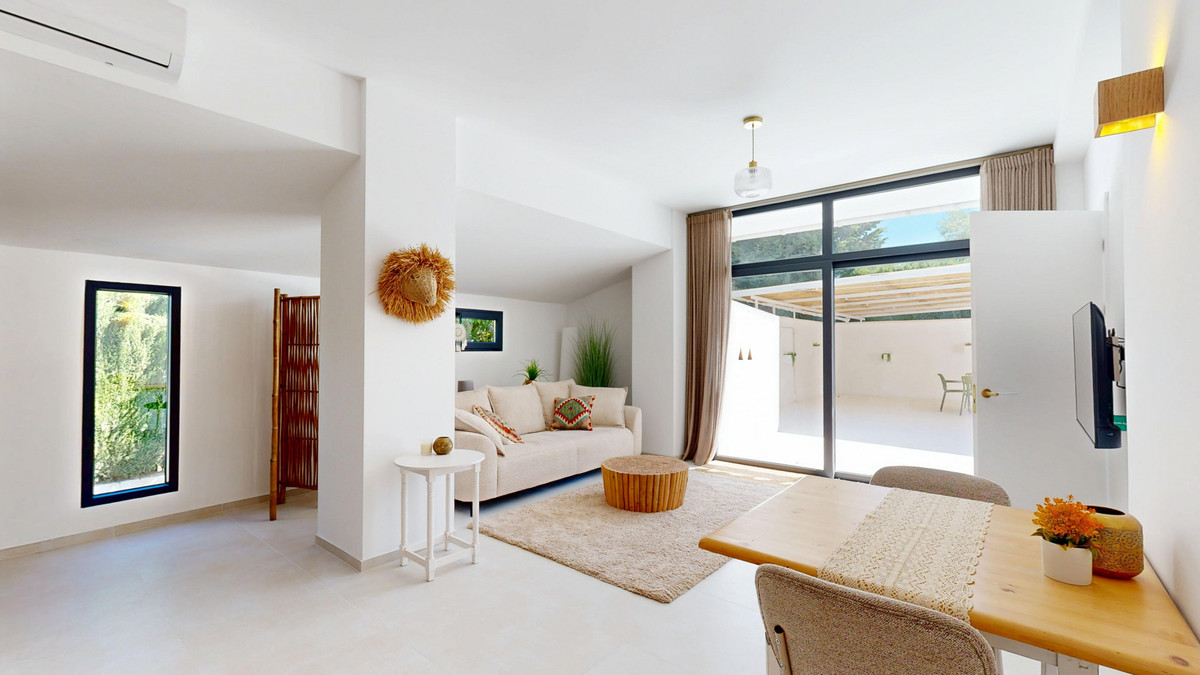 3 Bed Townhouse for sale in Estepona Costa Del Sol, Málaga, Spain