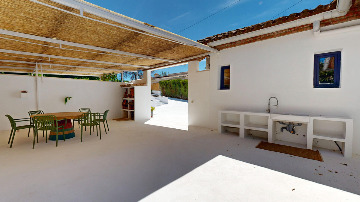 3 Bed Townhouse for sale in Estepona Costa Del Sol, Málaga, Spain