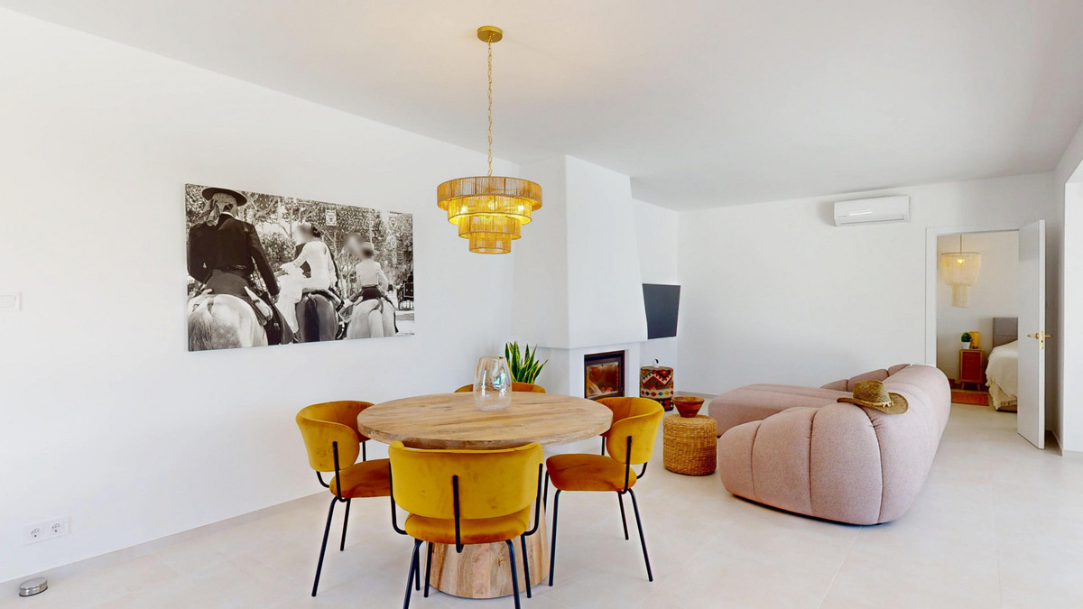 3 Bed Townhouse for sale in Estepona Costa Del Sol, Málaga, Spain