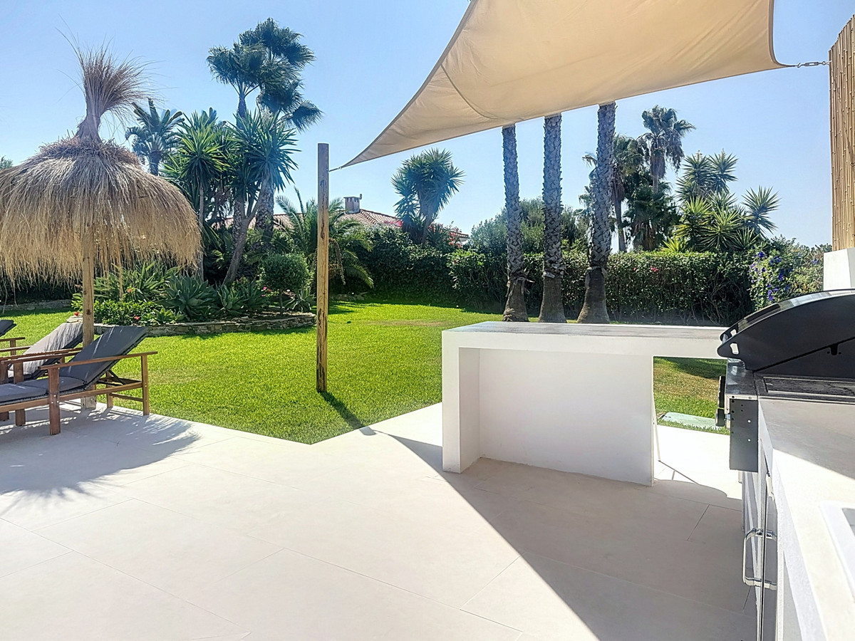 3 Bed Townhouse for sale in Estepona Costa Del Sol, Málaga, Spain