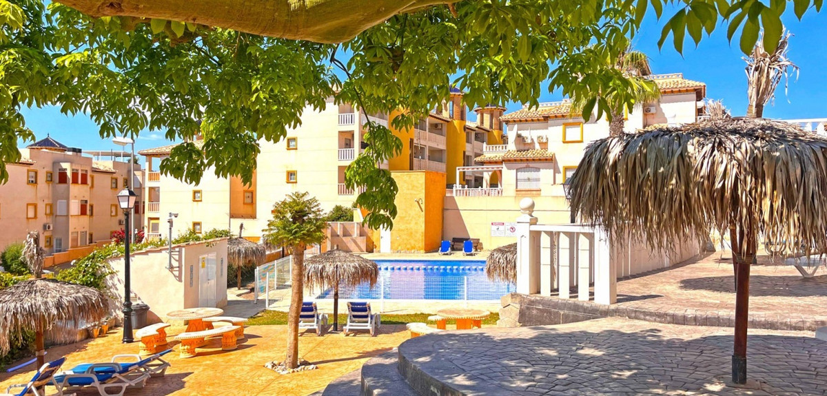 2 Bed Apartment for sale in Lomas De Cabo Roig Costa Blanca, Alicante, Spain