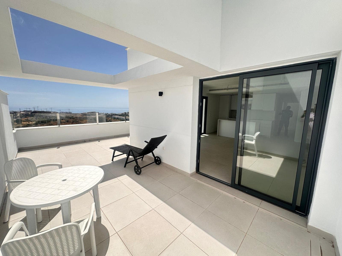 2 Bed Apartment for sale in Calanova Golf Costa Del Sol, Málaga, Spain