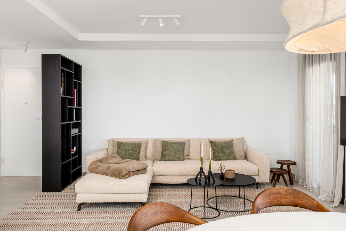 Se vende Apartamento Planta Media de 2 dormitorios en Costa Blanca, Alicante, España