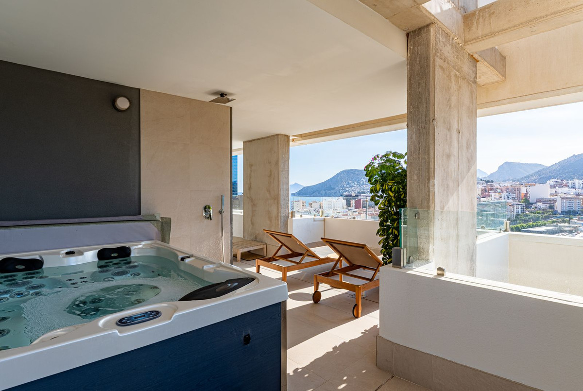 Se vende Apartamento Planta Media de 2 dormitorios en Costa Blanca, Alicante, España