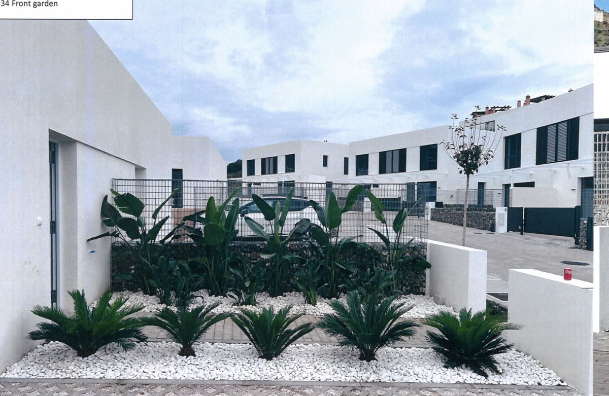 3 Bed Townhouse for sale in Riviera Del Sol Costa Del Sol, Málaga, Spain
