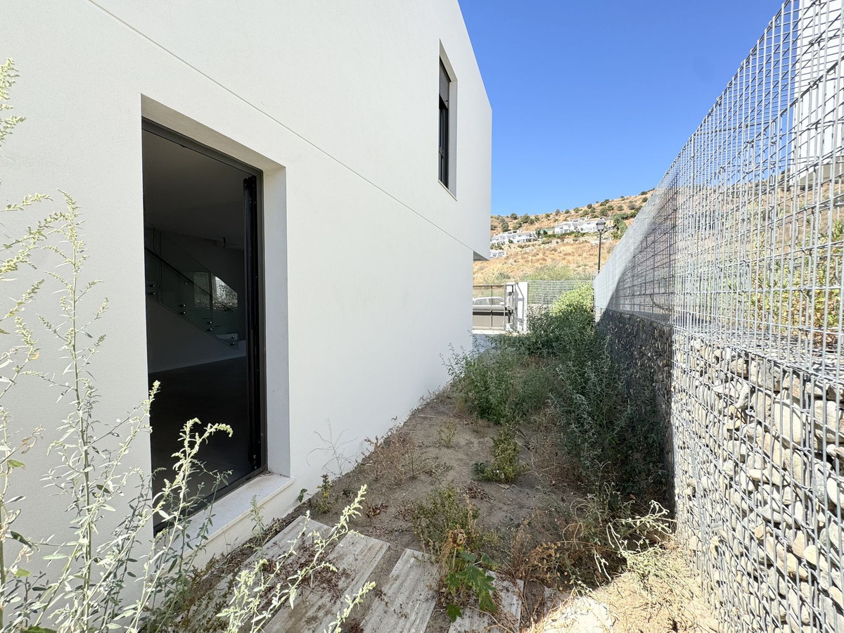 3 Bed Townhouse for sale in Riviera Del Sol Costa Del Sol, Málaga, Spain