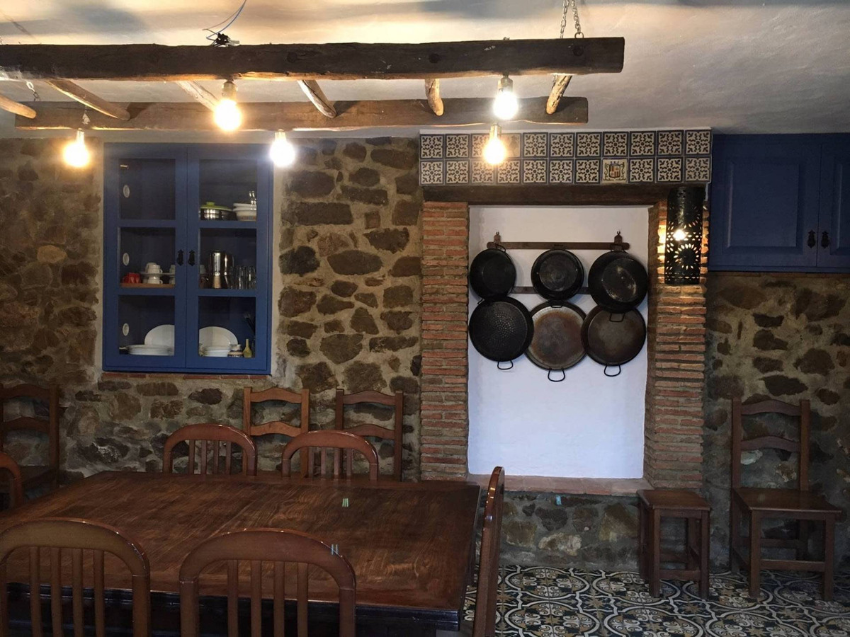 Se vende Finca - Cortijo de 5 dormitorios en Costa Del Sol, Málaga, España