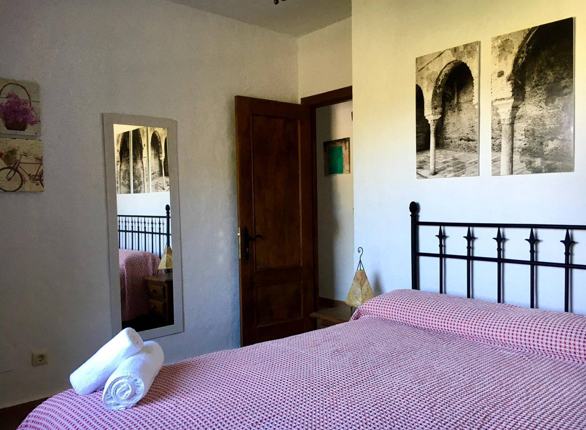Se vende Finca - Cortijo de 5 dormitorios en Costa Del Sol, Málaga, España