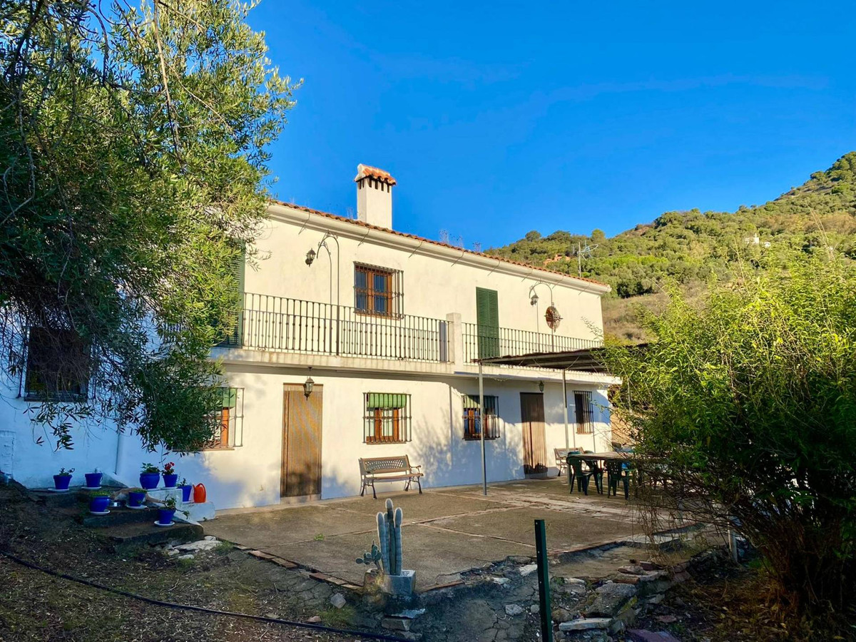 Se vende Finca - Cortijo de 5 dormitorios en Costa Del Sol, Málaga, España