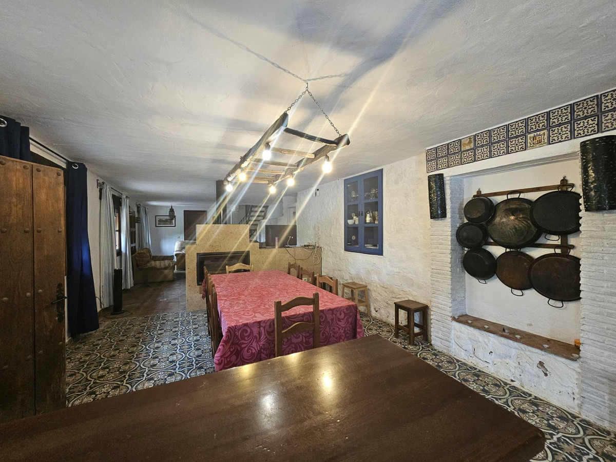 Se vende Finca - Cortijo de 5 dormitorios en Costa Del Sol, Málaga, España