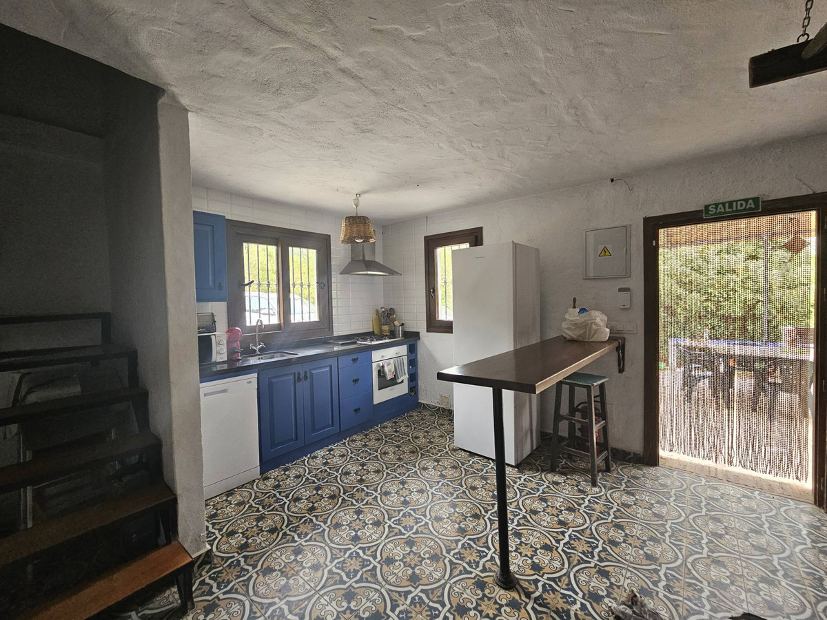 Se vende Finca - Cortijo de 5 dormitorios en Costa Del Sol, Málaga, España