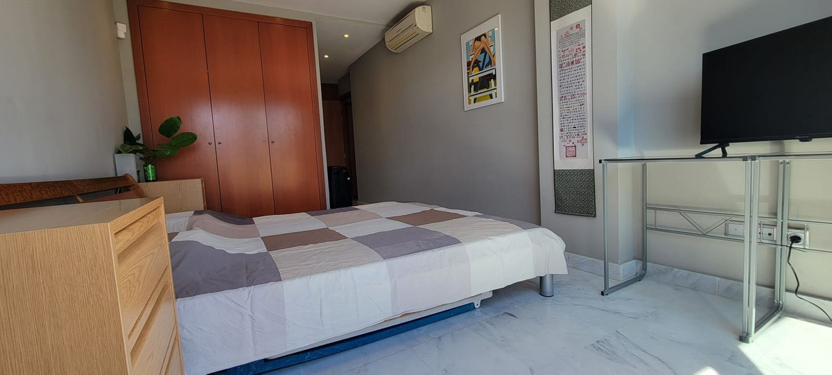 3 Bed Apartment for sale in Benahavís Costa Del Sol, Málaga, Spain