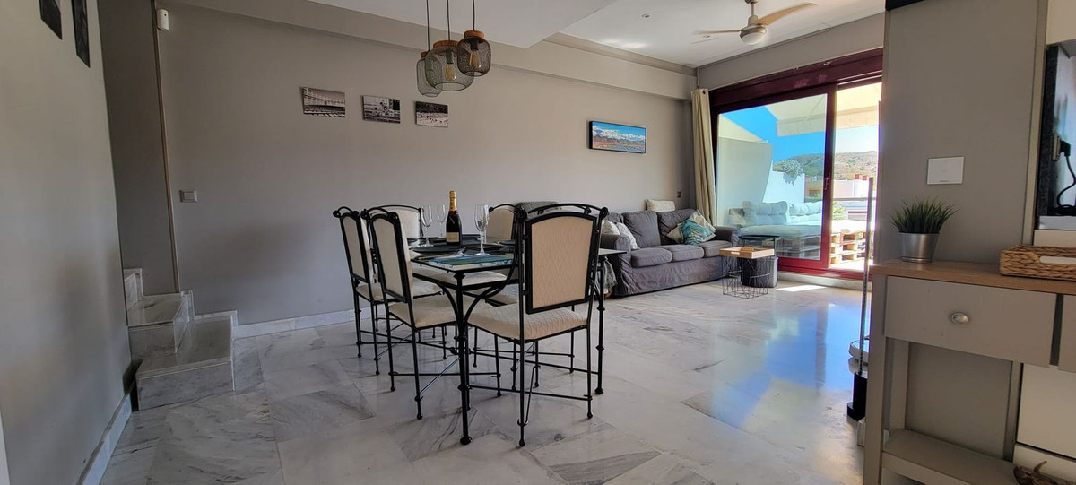 3 Bed Apartment for sale in Benahavís Costa Del Sol, Málaga, Spain