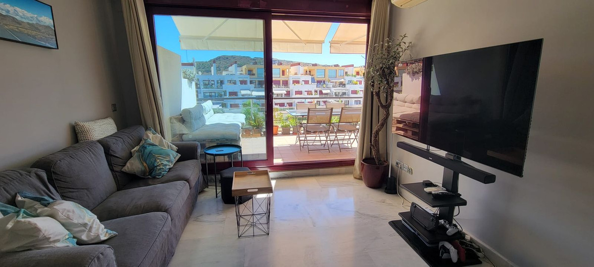 3 Bed Apartment for sale in Benahavís Costa Del Sol, Málaga, Spain