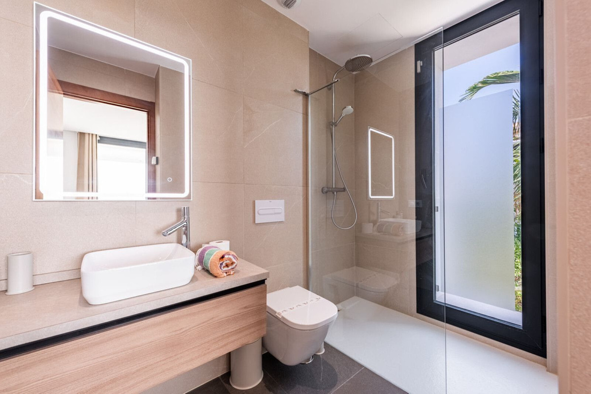 3 Bed Townhouse for sale in Estepona Costa Del Sol, Málaga, Spain