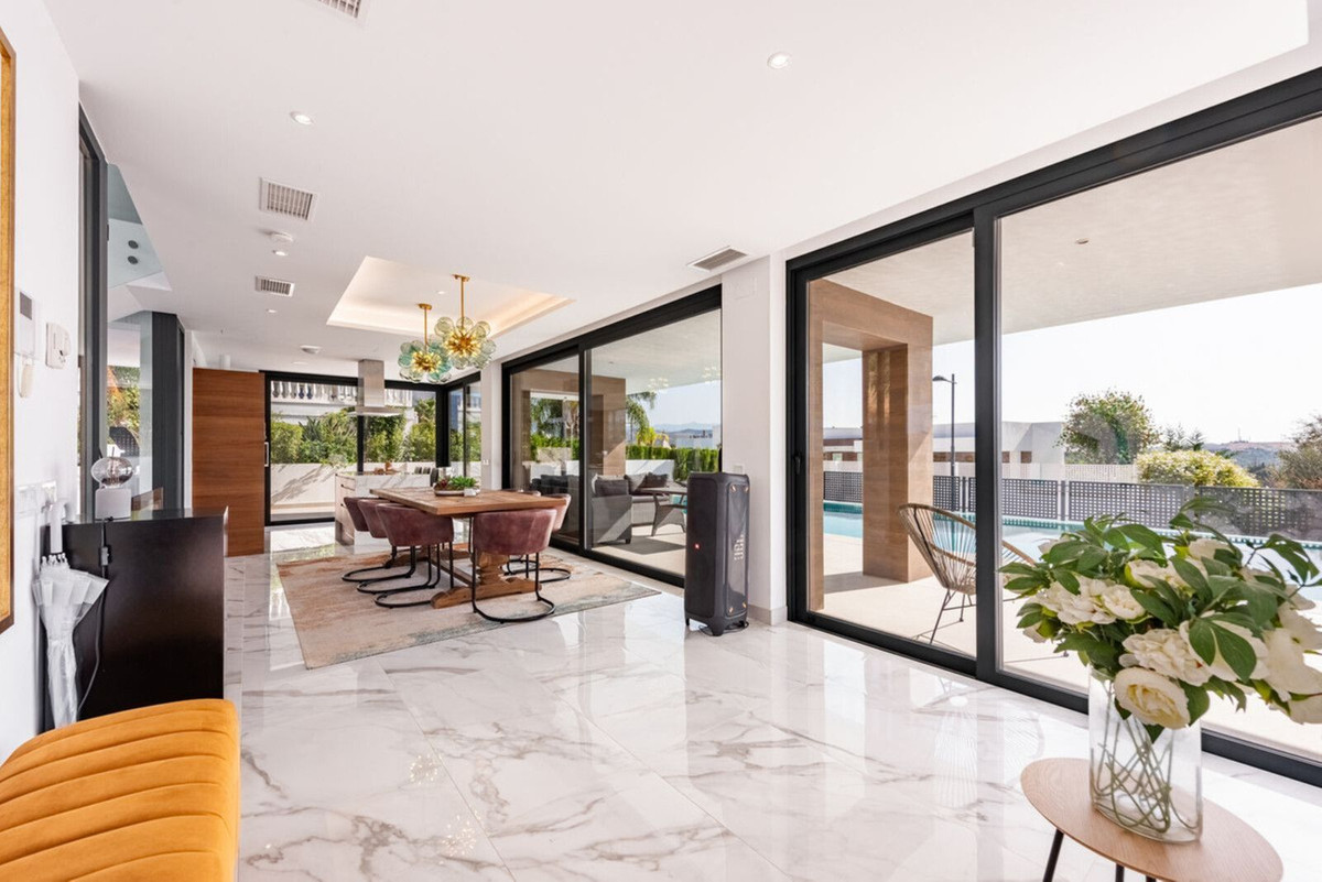 3 Bed Townhouse for sale in Estepona Costa Del Sol, Málaga, Spain