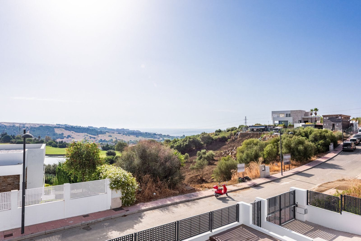 3 Bed Townhouse for sale in Estepona Costa Del Sol, Málaga, Spain