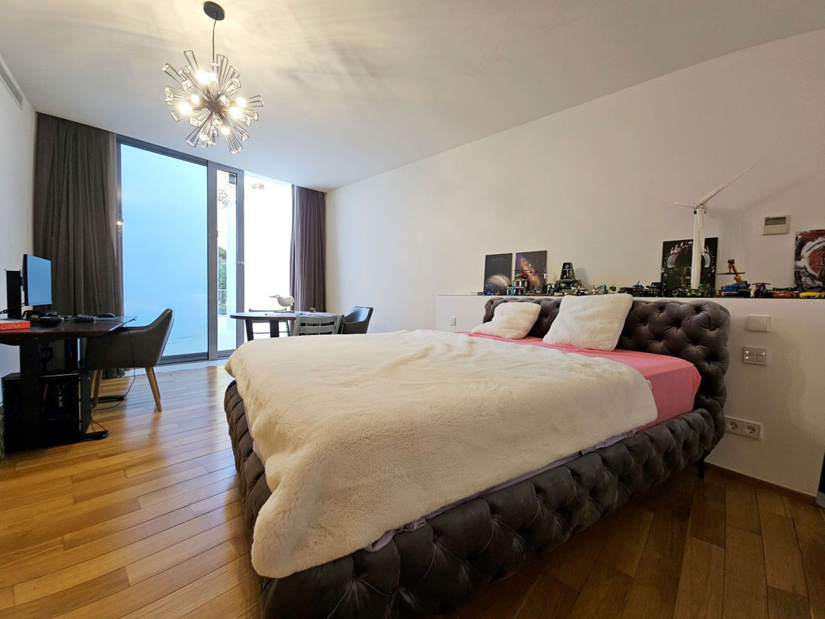 4 Bed Townhouse for sale in Sierra Blanca Costa Del Sol, Málaga, Spain