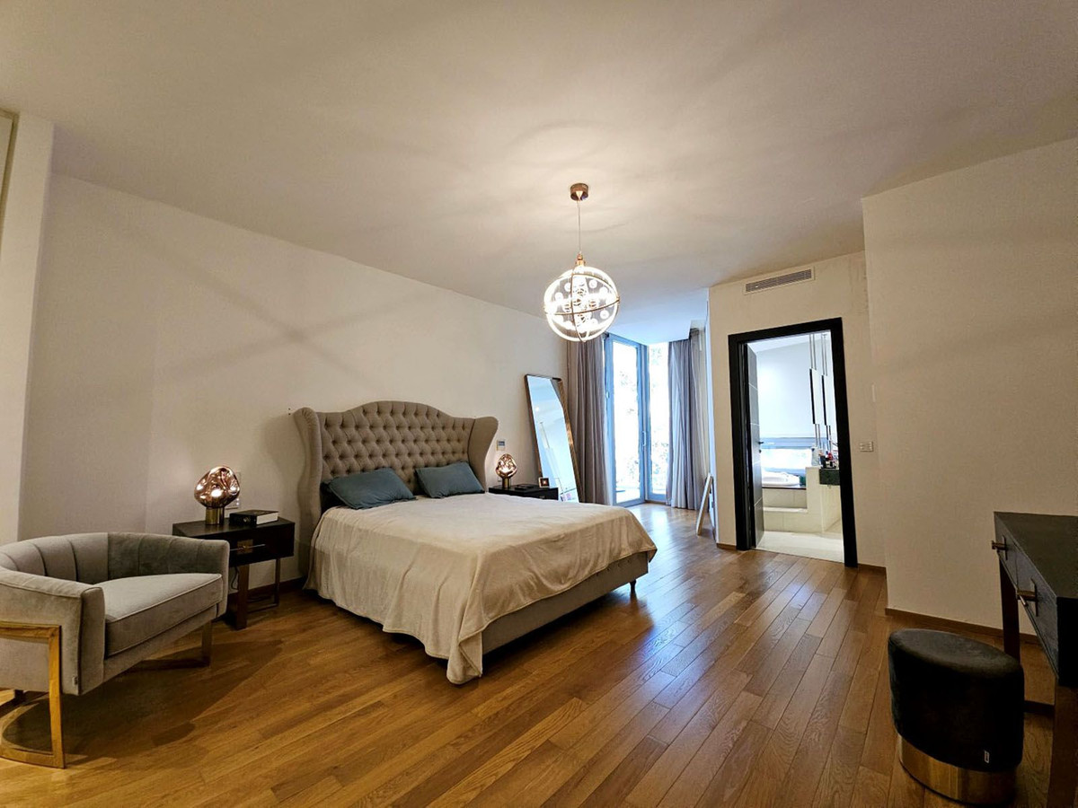 4 Bed Townhouse for sale in Sierra Blanca Costa Del Sol, Málaga, Spain