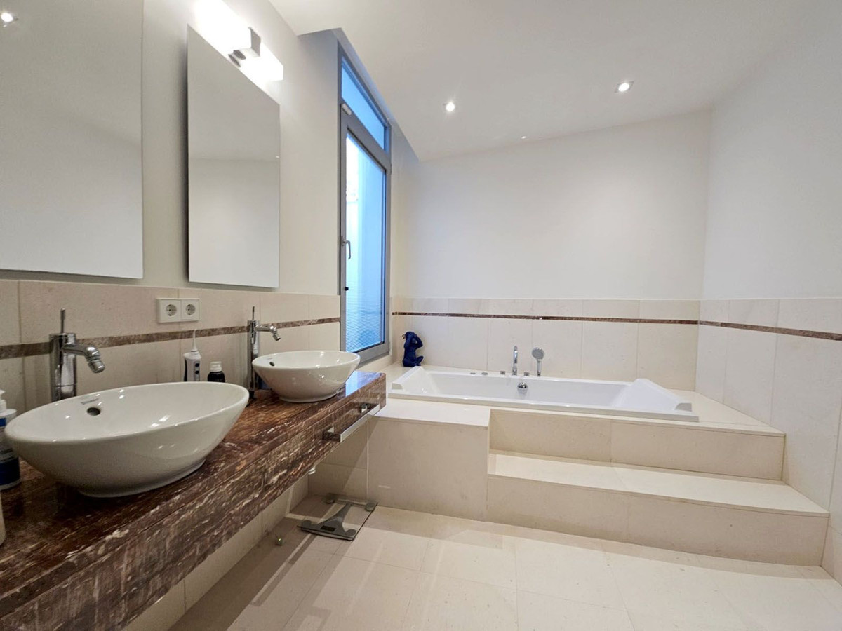 4 Bed Townhouse for sale in Sierra Blanca Costa Del Sol, Málaga, Spain