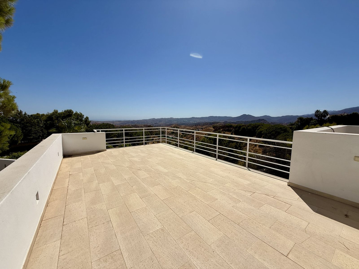 Se vende Villa - Chalet de 4 dormitorios en Costa Del Sol, Málaga, España