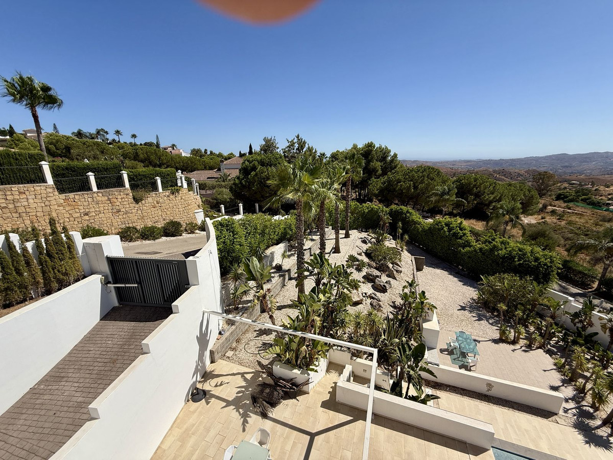 Se vende Villa - Chalet de 4 dormitorios en Costa Del Sol, Málaga, España