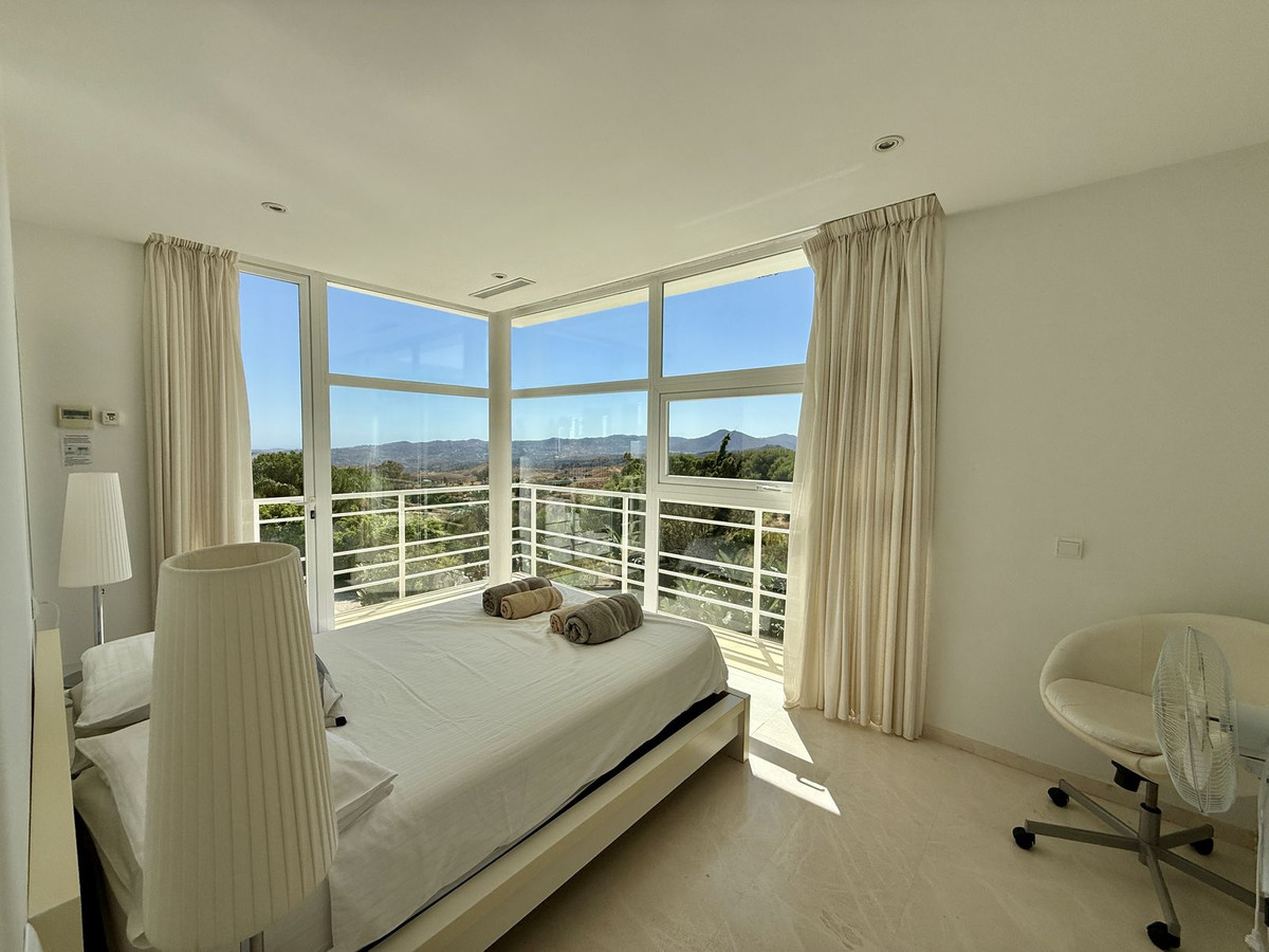 Se vende Villa - Chalet de 4 dormitorios en Costa Del Sol, Málaga, España