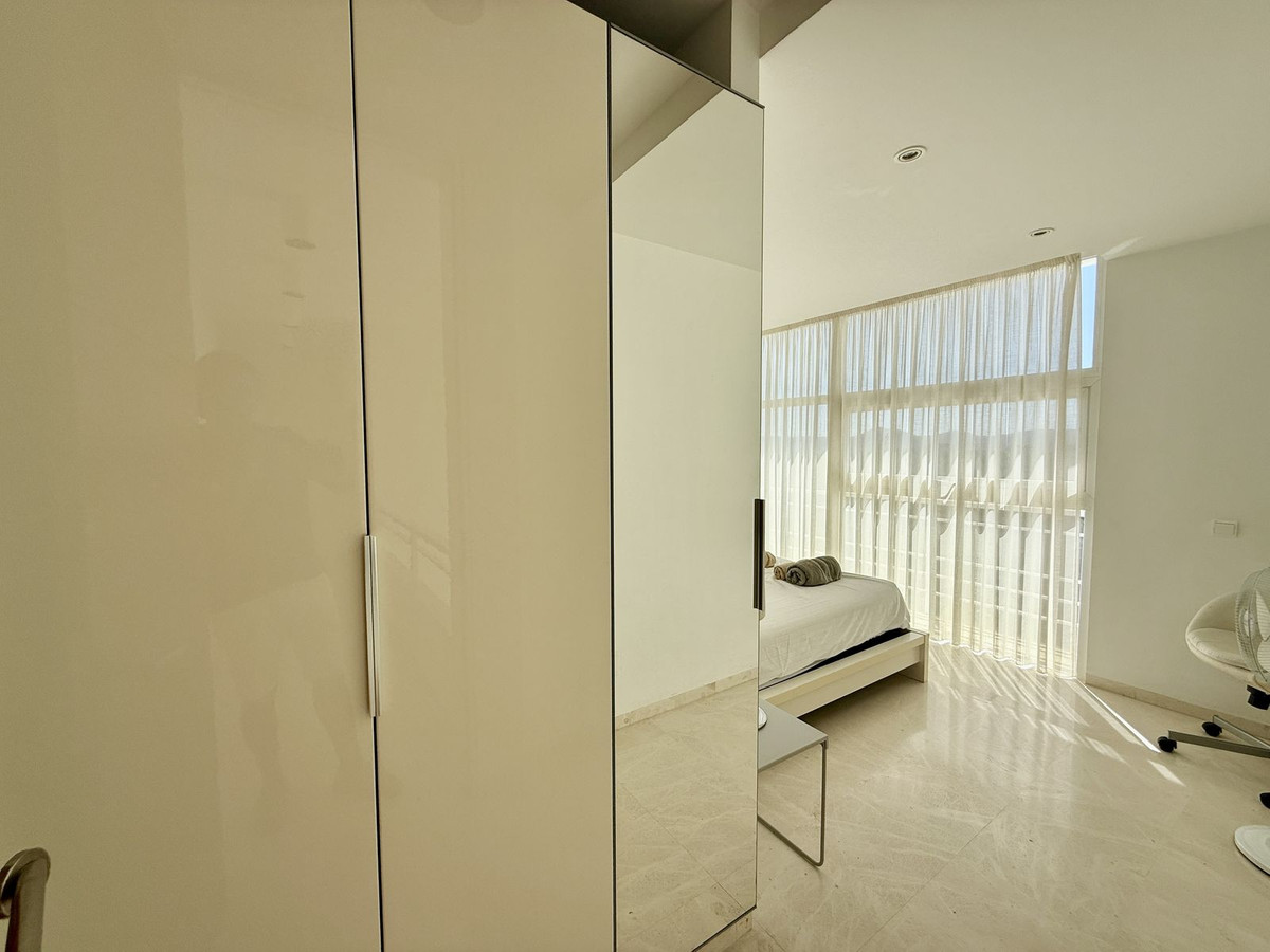 Se vende Villa - Chalet de 4 dormitorios en Costa Del Sol, Málaga, España