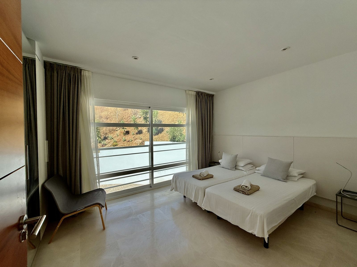 Se vende Villa - Chalet de 4 dormitorios en Costa Del Sol, Málaga, España