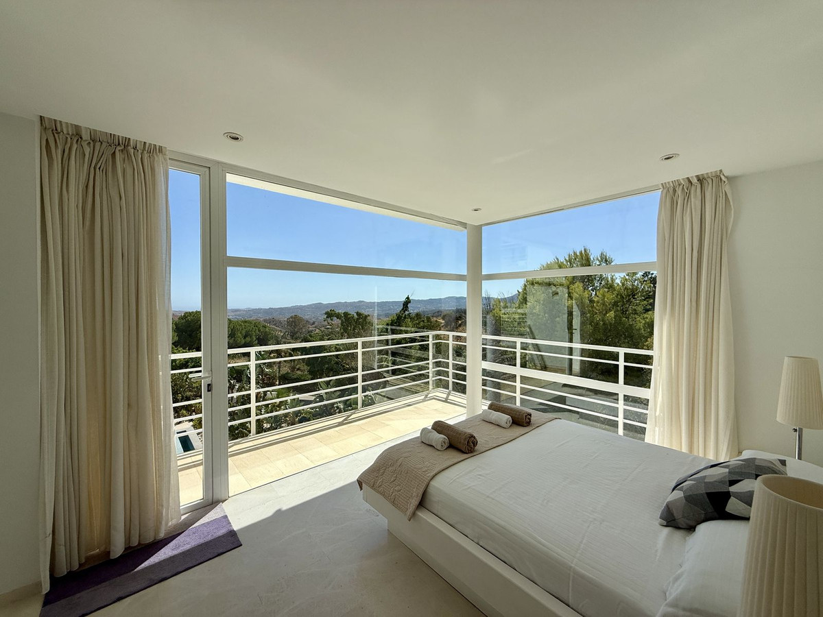 Se vende Villa - Chalet de 4 dormitorios en Costa Del Sol, Málaga, España