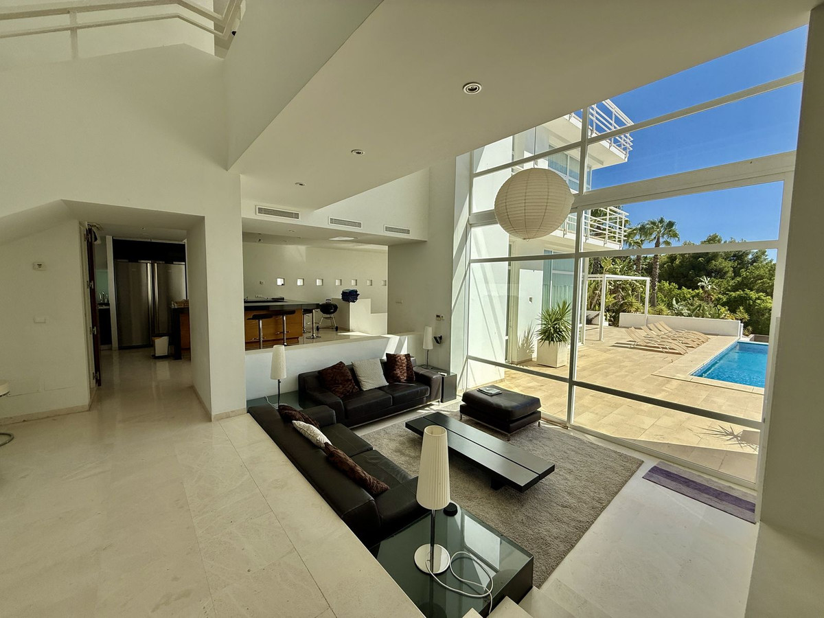 Se vende Villa - Chalet de 4 dormitorios en Costa Del Sol, Málaga, España