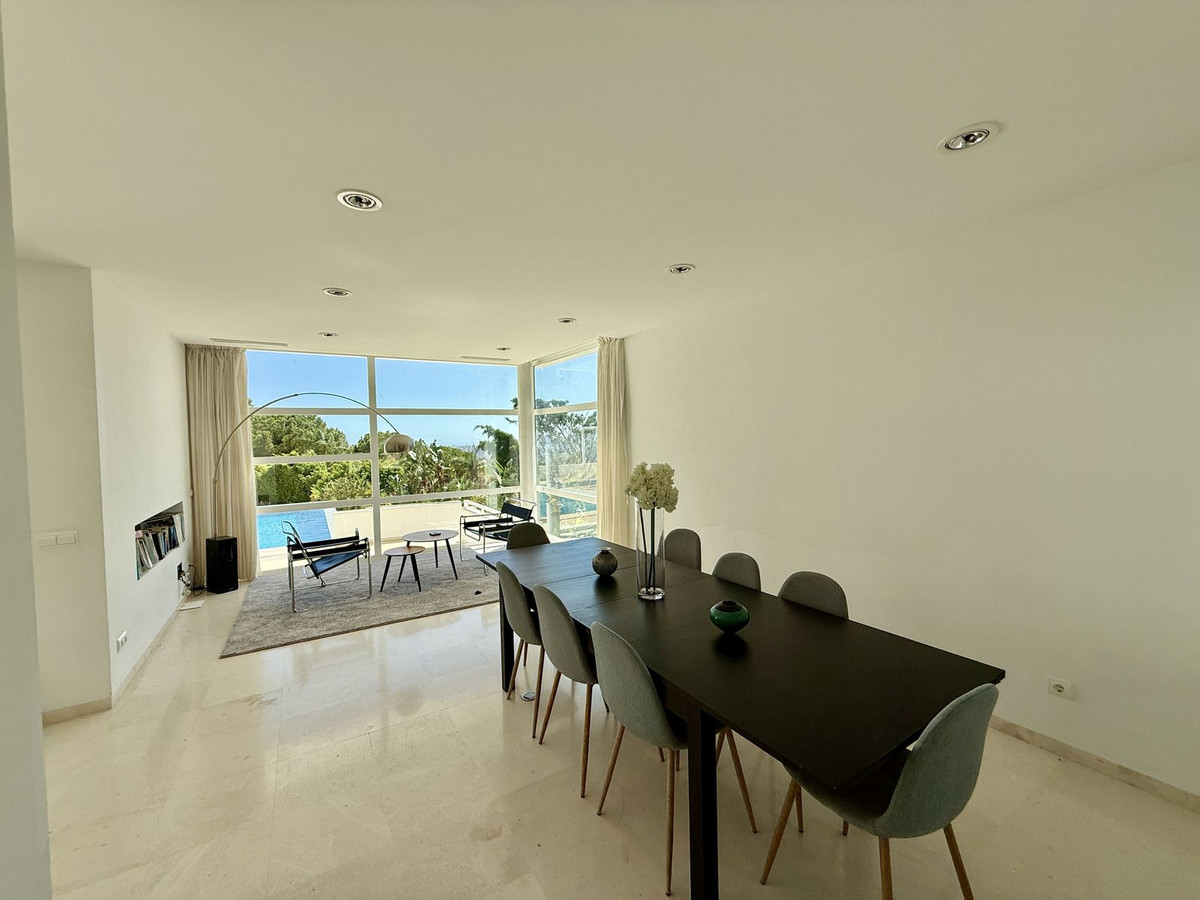 Se vende Villa - Chalet de 4 dormitorios en Costa Del Sol, Málaga, España