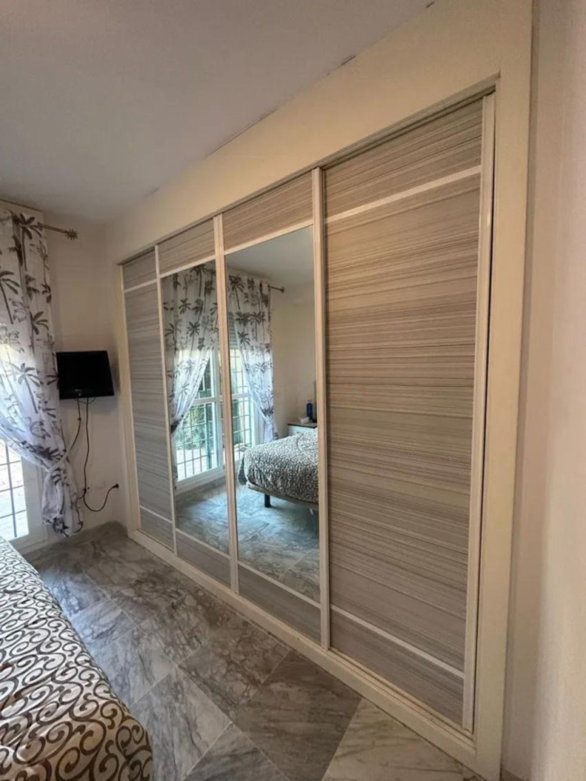 3 Bed Apartment for sale in Nueva Andalucía Costa Del Sol, Málaga, Spain