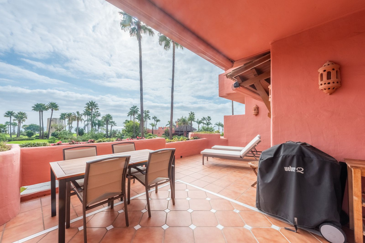 3 Bed Apartment for sale in New Golden Mile Costa Del Sol, Málaga, Spain