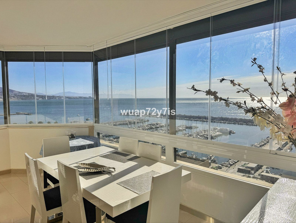 2 Bed Apartment for sale in Fuengirola Costa Del Sol, Málaga, Spain