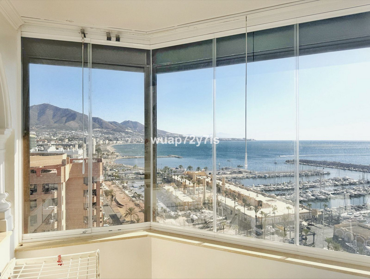 2 Bed Apartment for sale in Fuengirola Costa Del Sol, Málaga, Spain