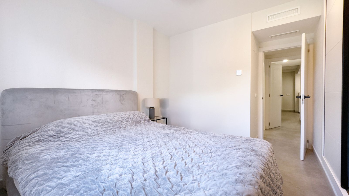 Se vende Apartamento Planta Baja de 2 dormitorios en Costa Del Sol, Málaga, España