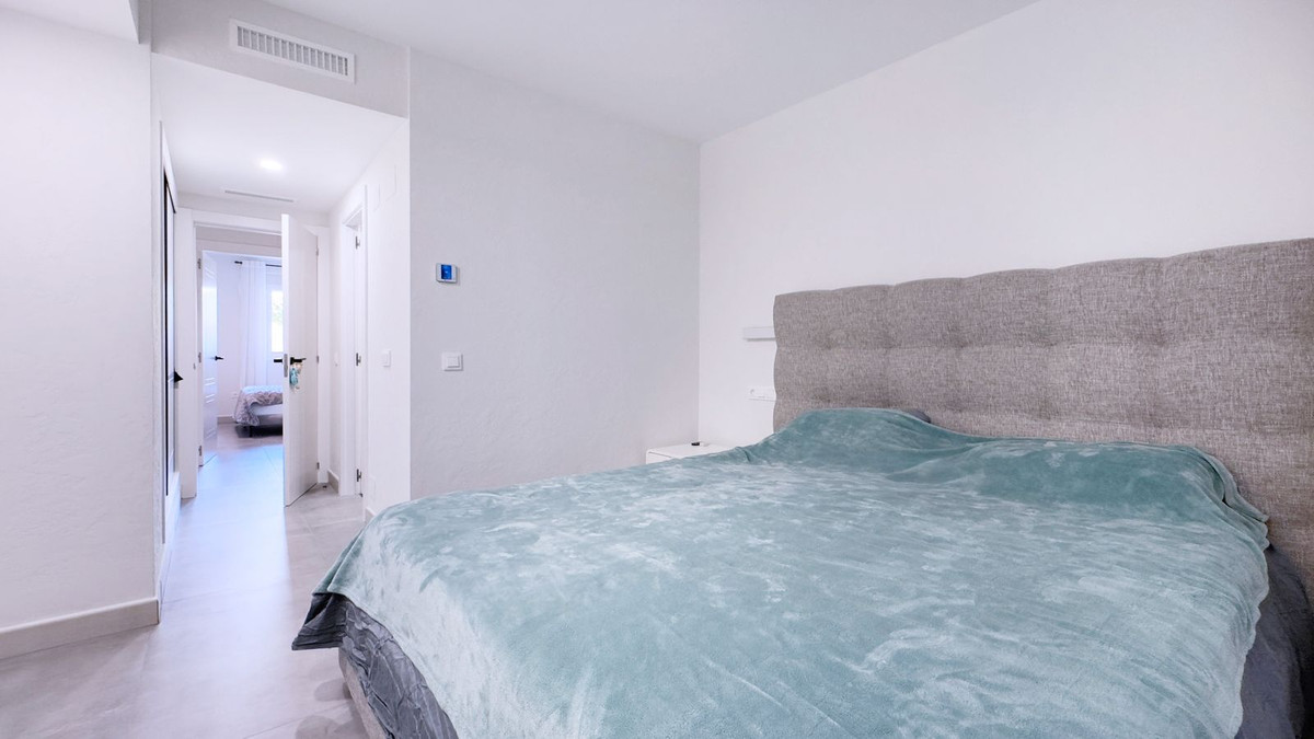 Se vende Apartamento Planta Baja de 2 dormitorios en Costa Del Sol, Málaga, España