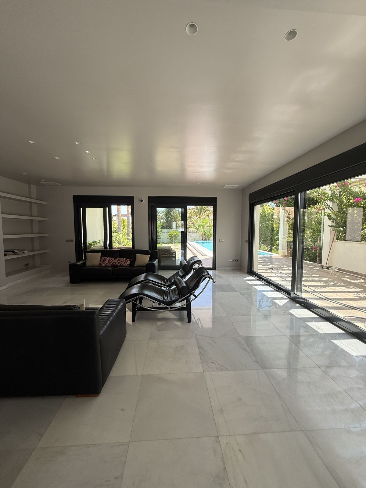 5 Bed Townhouse for sale in Marbesa Costa Del Sol, Málaga, Spain