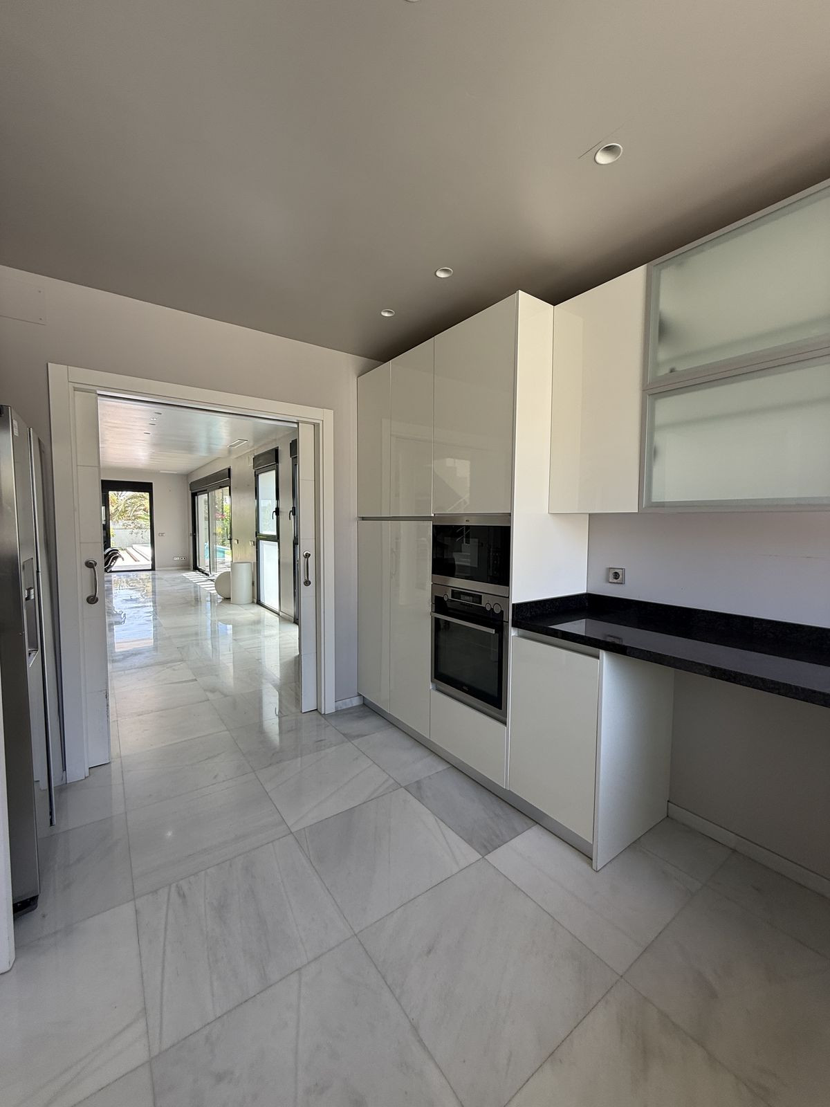 5 Bed Townhouse for sale in Marbesa Costa Del Sol, Málaga, Spain