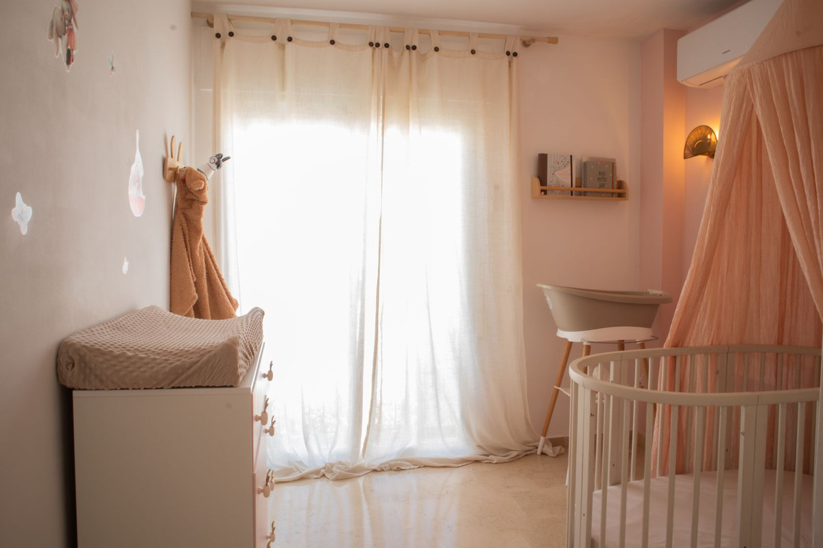 4 Bed Townhouse for sale in Nueva Andalucía Costa Del Sol, Málaga, Spain
