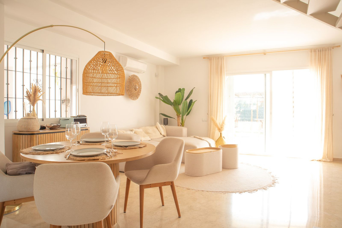 4 Bed Townhouse for sale in Nueva Andalucía Costa Del Sol, Málaga, Spain